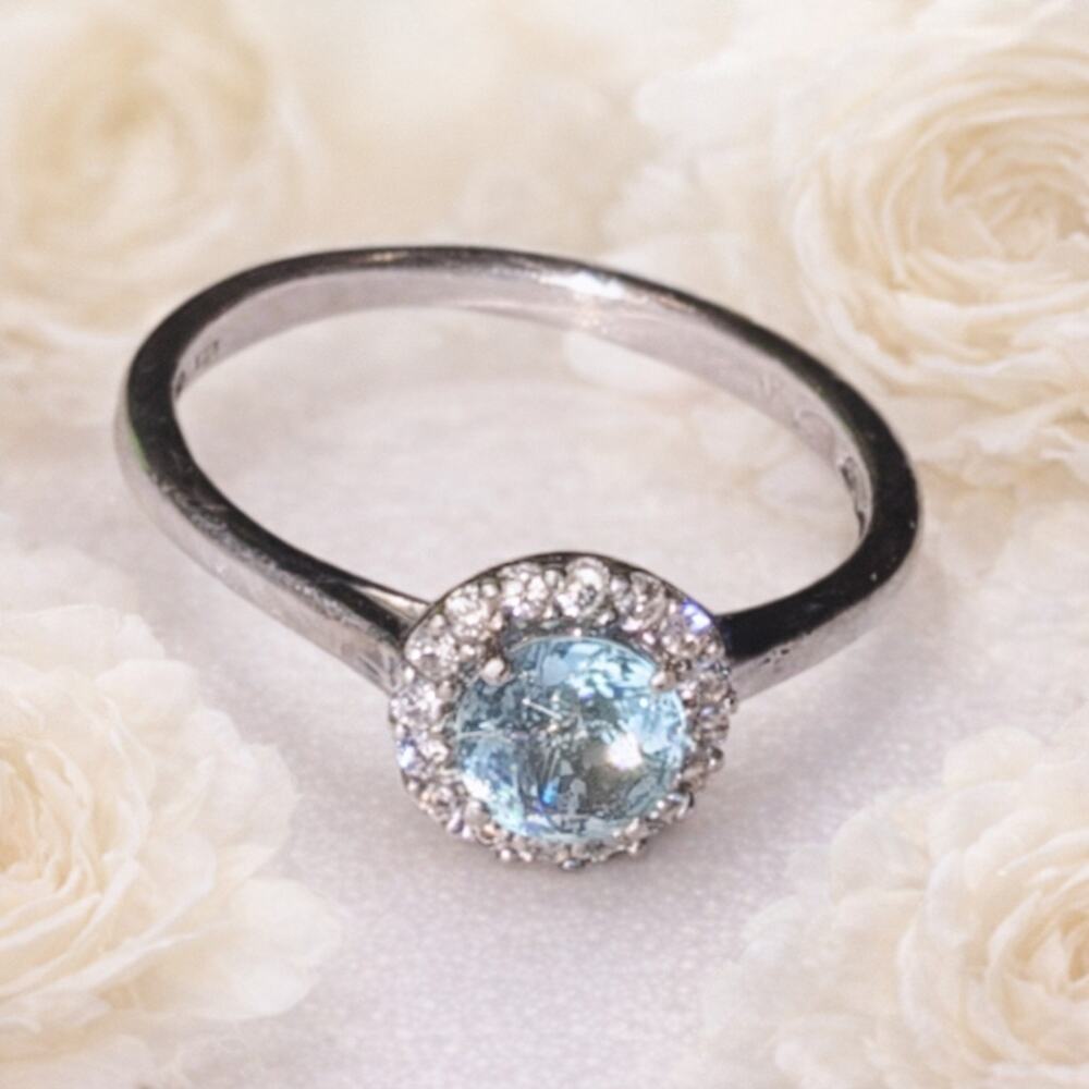Womens 925 Sterling Silver Cubic Zirconia Round Cut Blue Stone Ring Size 6.75
